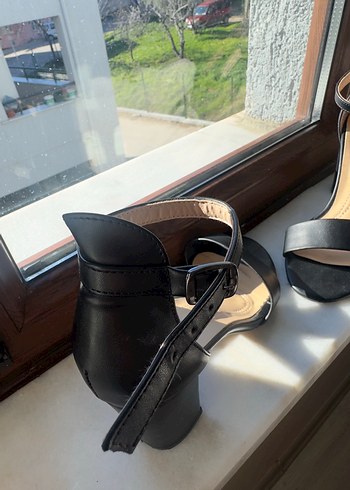 Klasik Siyah Topuklu Kadın Ayakkabı - Görsel 4