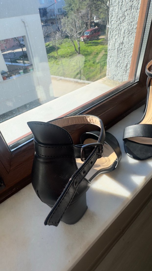 Klasik Siyah Topuklu Kadın Ayakkabı - Görsel 4