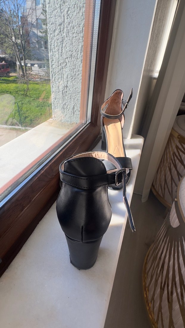 Klasik Siyah Topuklu Kadın Ayakkabı - Görsel 5