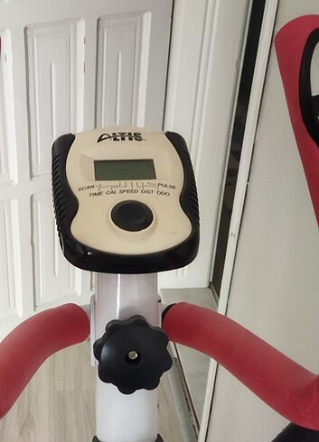 Altus Altis spor bisikleti