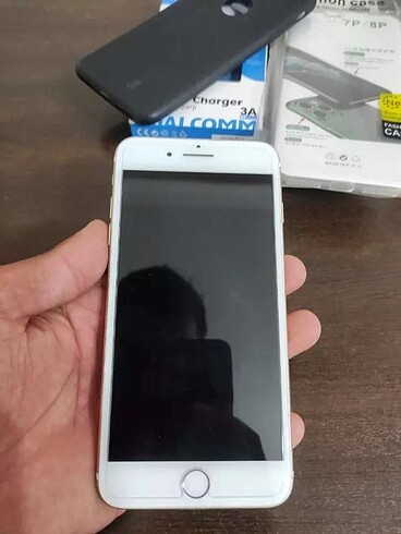 iPhone 7 plus gold