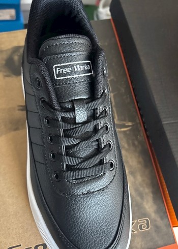 Erkek ayakkabı 40-44 arası numaralar mevcuttur - Görsel 2