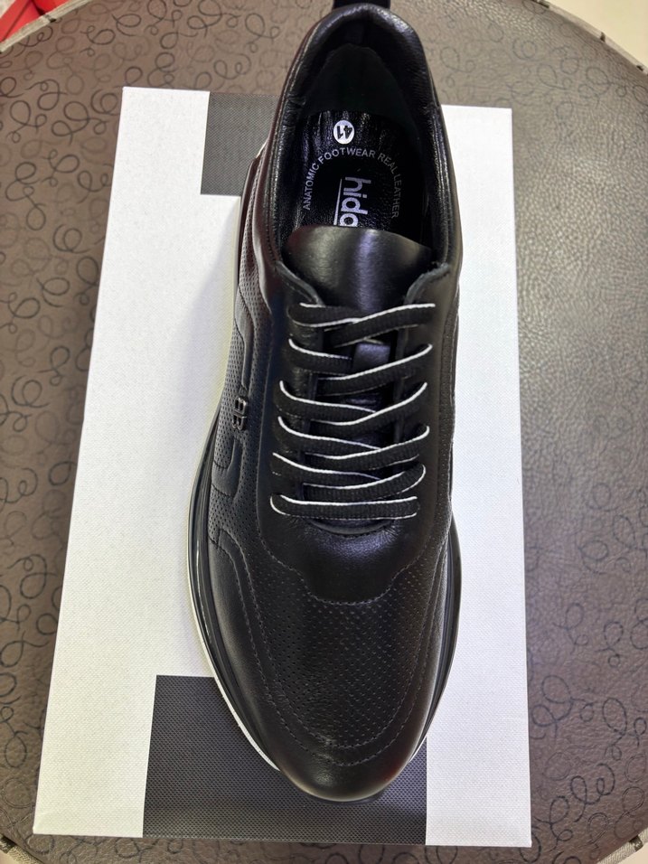 Siyah Bağcıklı Erkek Spor Ayakkabı 40-44 arası numalara mevcut - Görsel 2