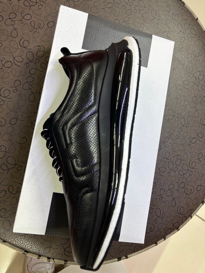 Siyah Bağcıklı Erkek Spor Ayakkabı 40-44 arası numalara mevcut - Görsel 3