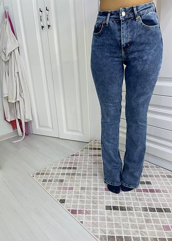 38 Beden Düğmeli Mavi Kadın Denim Pantolon