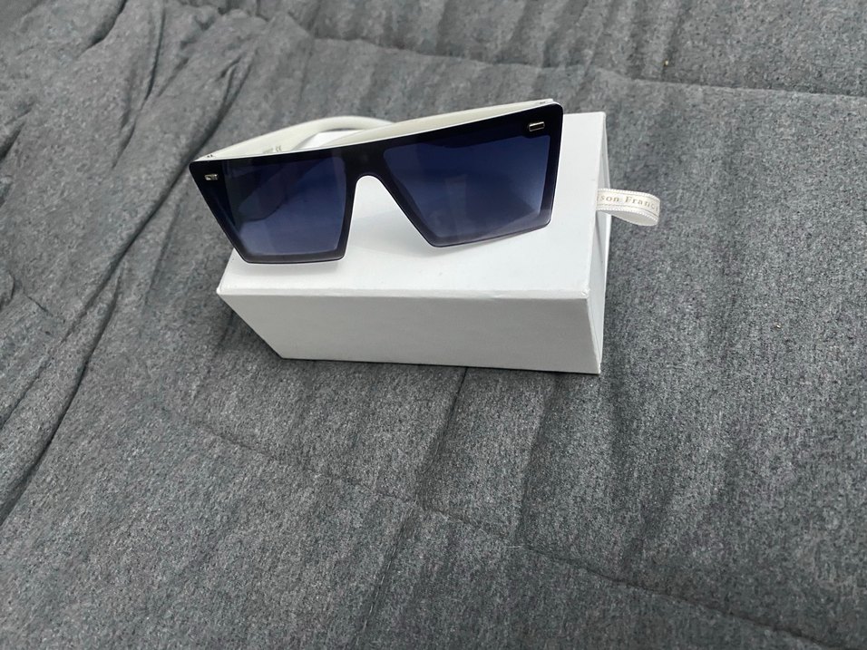 Minimalist Beyaz Çerçeveli Sokak Stili Gözlük - Görsel 2