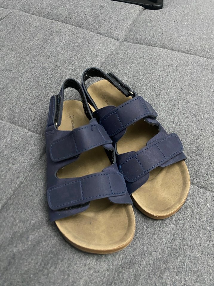 Erkek Çocuk Koyu Mavi Tokalı Terlik - Görsel 2