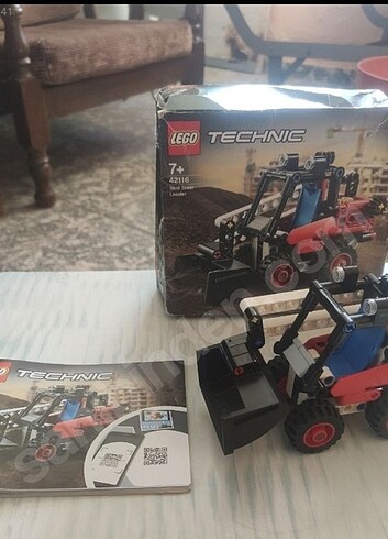 Çeşitli eski ve yeni lego technic setleri 