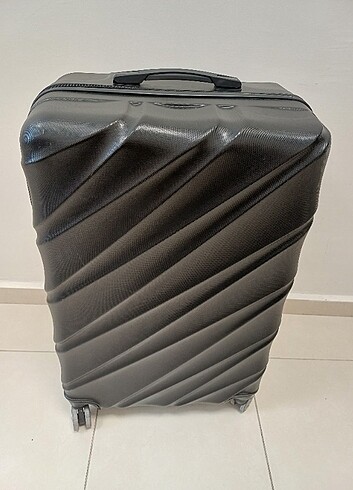 Orta boy siyah valiz - Görsel 8