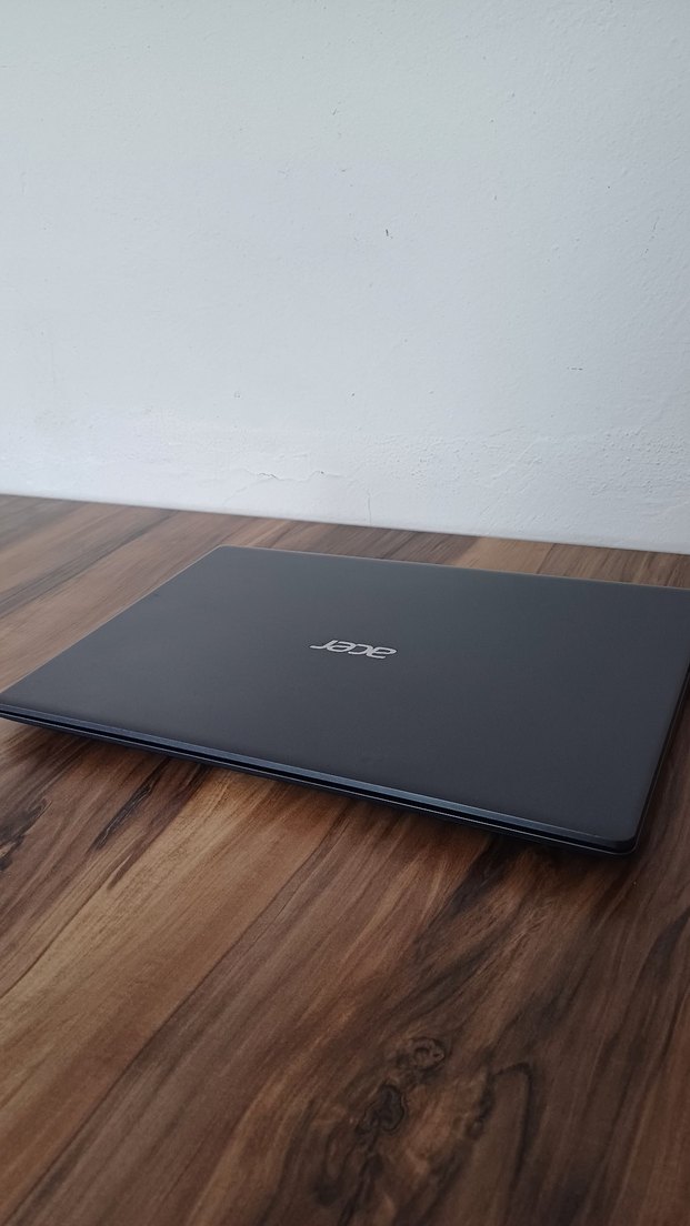 Siyah Acer Dizüstü Bilgisayar - Görsel 3