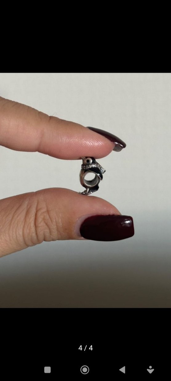 Pandora Kayak Yapan Penguen Charm - Görsel 4