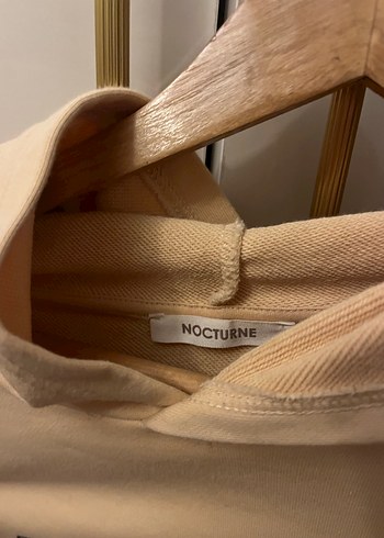 Bej Kısa Kesim Kapüşonlu Sweatshirt - Görsel 2