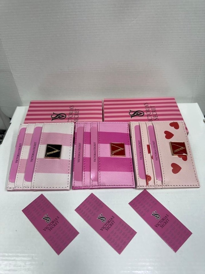 Victoria's Secret Parlak Pembe Kadın Cüzdan - Görsel 2