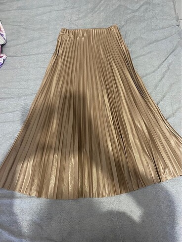Midi Gold Pilili Etek