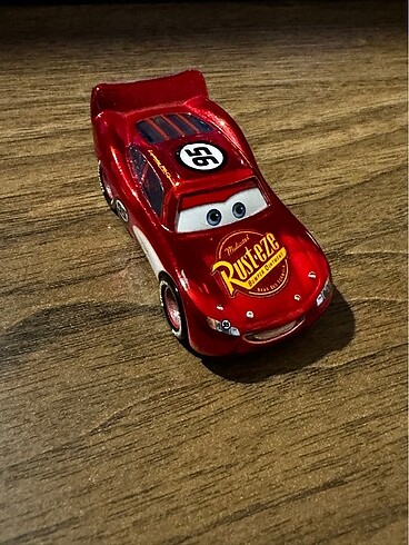 Şimşek Mcqueen Lisanslı Metal Araba Cars