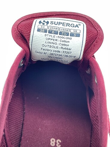 38 Beden bordo Renk Superga Spor Ayakkabı %70 İndirimli.