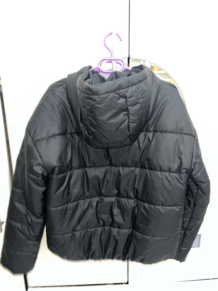 Nike Siyah Kadın Kısa Kışlık Mont - Görsel 4