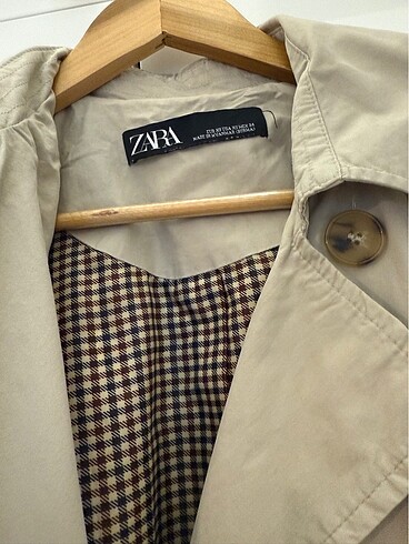 xs Beden Zara trençkot hasarsız