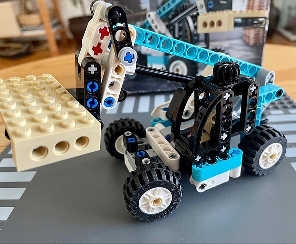 Diğer Lego Technic 42133 Vinç