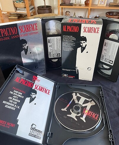 Scarface koleksiyonu VHS kaset ve DVD