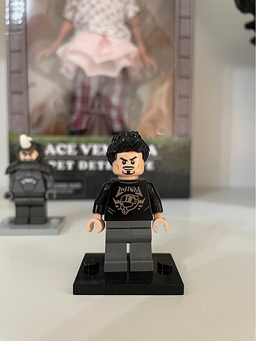 Lego Tony Stark minifigure