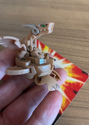  Beden Bakugan Battle Brawlers 640G Neo Dragonoid