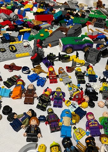 Çeşitli LEGO Parçaları ve Figürler - Görsel 10