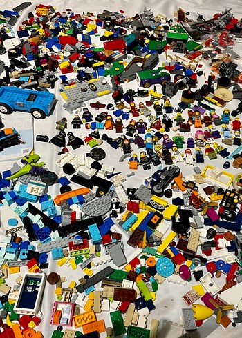 Çeşitli LEGO Parçaları ve Figürler - Görsel 7