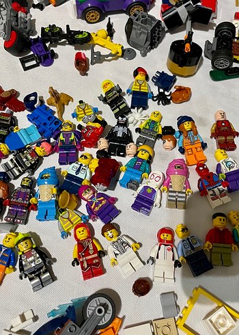 Çeşitli LEGO Parçaları ve Figürler - Görsel 18