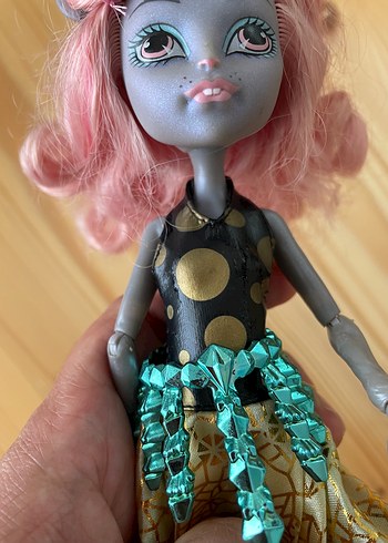 Monster High figürler