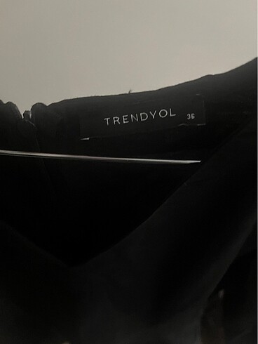 Trendyol & Milla Siyah pencereli elbise