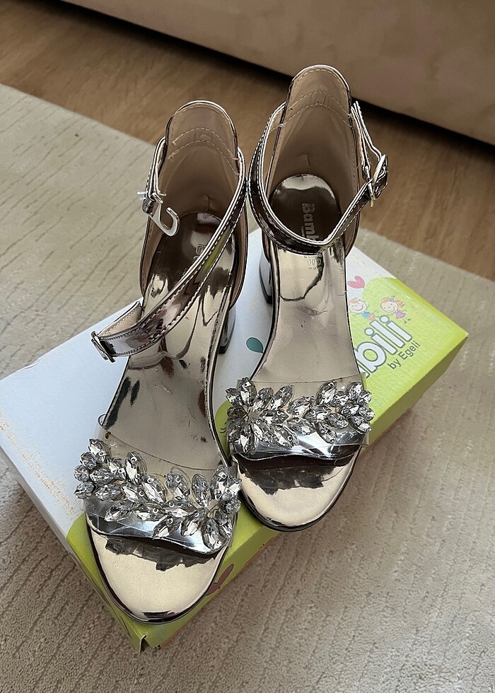 kız Çocuk Topuklu Ayakkabı - Görsel 2