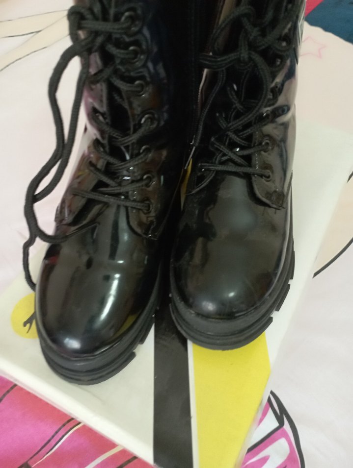 Siyah Rugan kız çocuk bot - Görsel 3