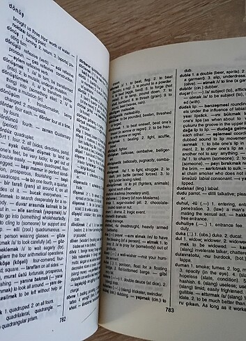 Redhouse İngilizce Sözlük Orijinal  - Görsel 4