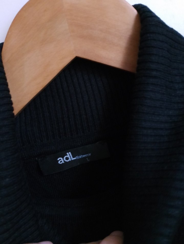 Kadın Siyah Boğazlı Oversize Triko - Görsel 3