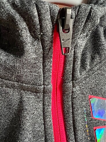 5 Yaş Beden Nike eşofman üstü