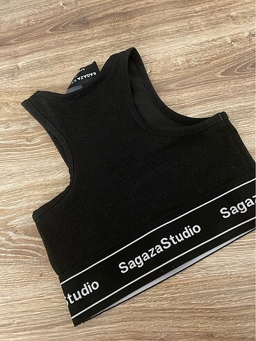 s Beden Sagaza crop