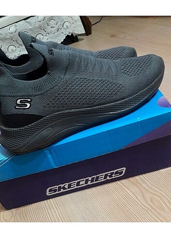 39 Beden Skechers spor ayakkabi