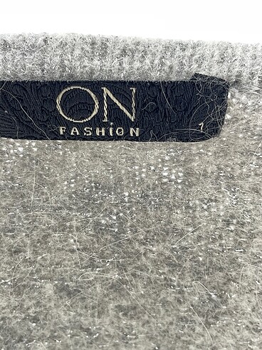 s Beden gri Renk On Fashion Bluz %70 İndirimli.