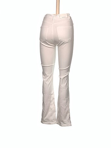 34 Beden Stradivarius Jean / Kot %70 İndirimli.