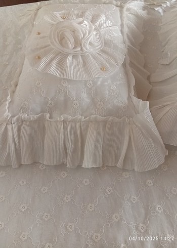 İşlemeli Beyaz Yatak Örtüsü - Görsel 5