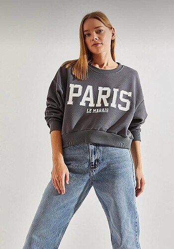 Kadın Paris Baskılı Üç İplik Şardonlu Sweatshirt