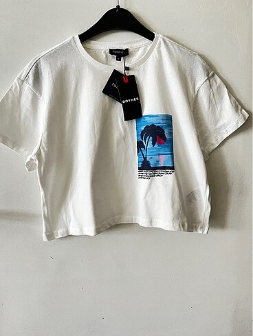 Fabrika beyaz crop