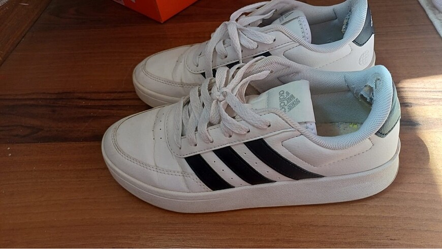 Adidas Spor ayakkabı