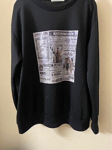 Sweatshirt