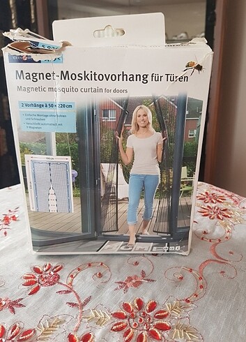 Mıknatıslı kapı sineklik