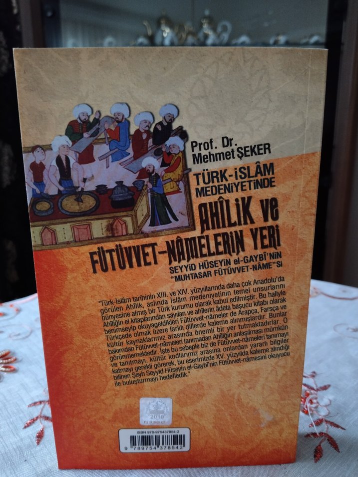 Türk-İslam Medeniyetinde Ahilik ve Fütüvvet-Nâmeleri 0 ürün - Görsel 2