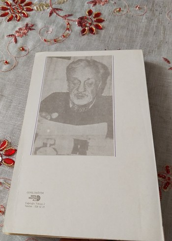 Beden Renk Doğru Yolun Sapık Kolları - Necip Fazıl