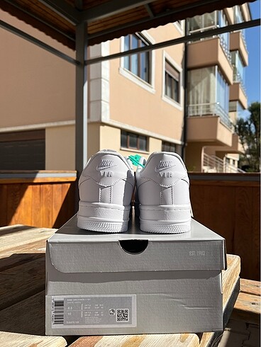 Nike Air Force 1