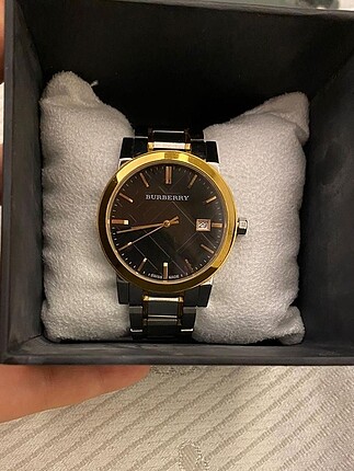 Burberry saat